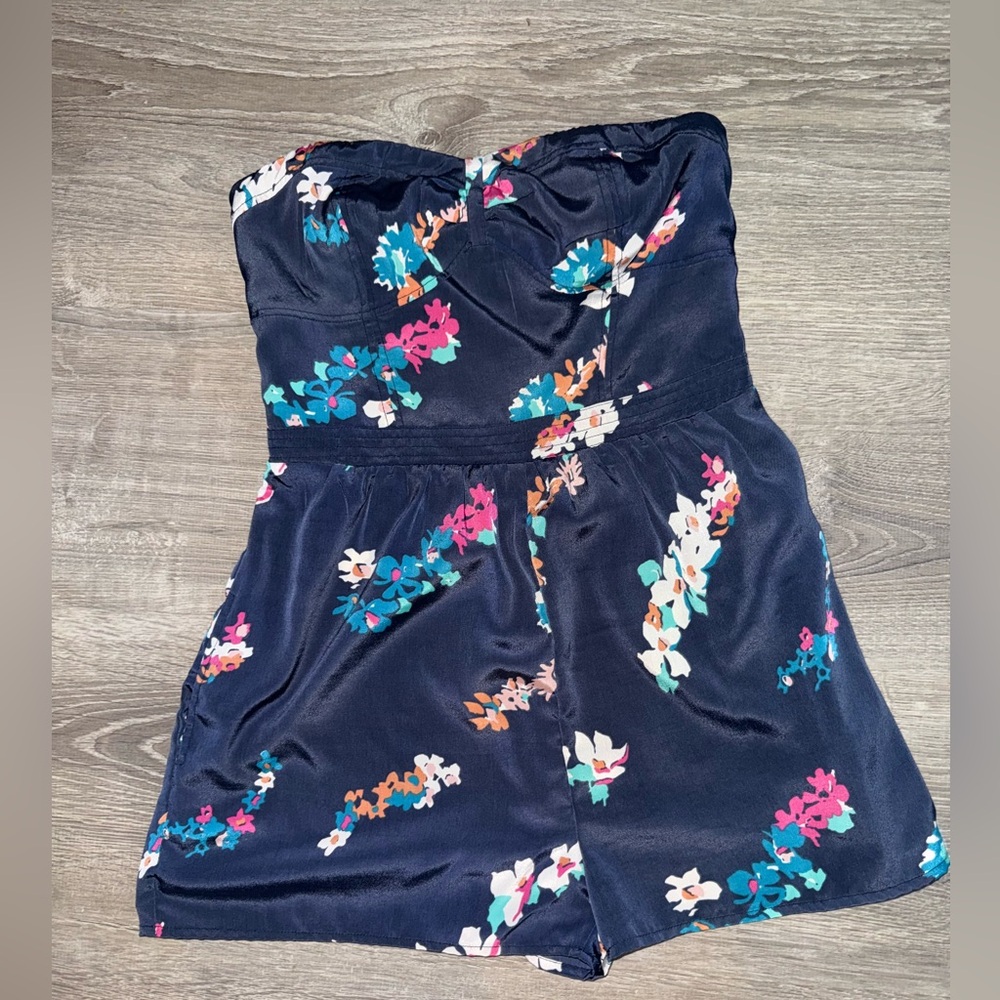 American Eagle Outfitters Multicolor Patterned Garment